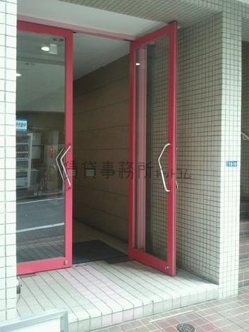 正面玄関