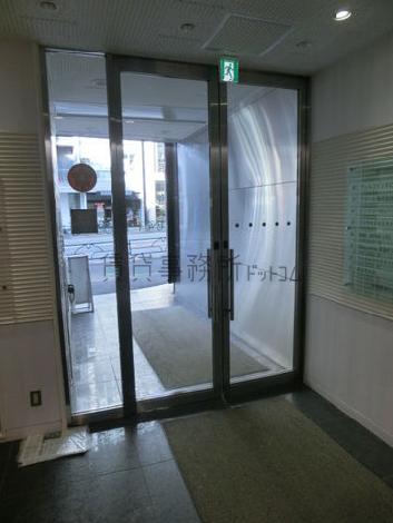 正面玄関