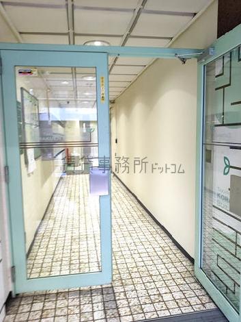 正面玄関