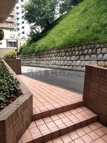 正面玄関