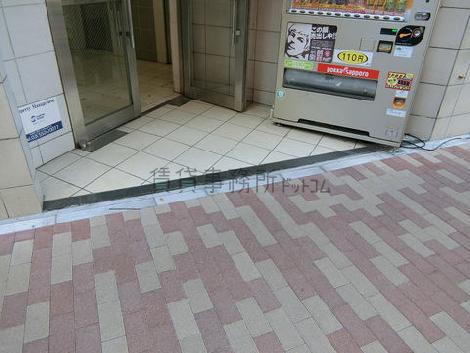 正面玄関