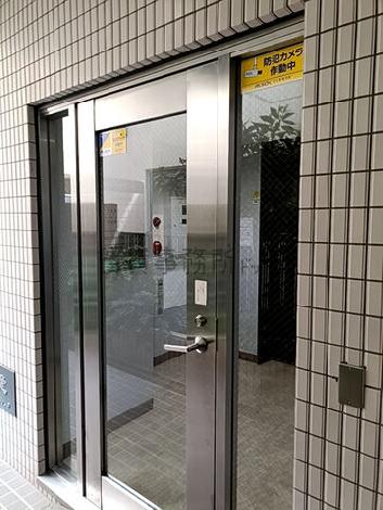 正面玄関
