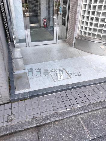 正面玄関