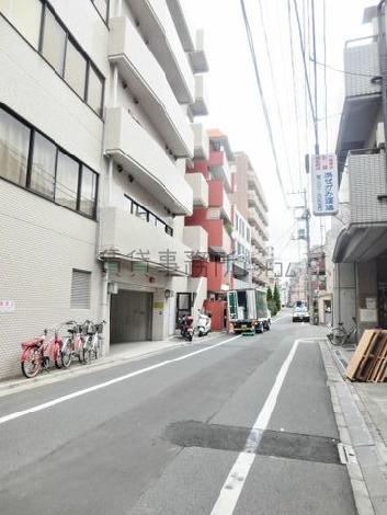 見透しの良い背面通り