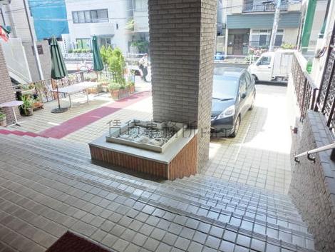 正面玄関