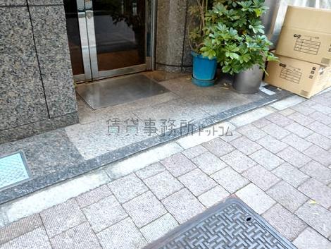 正面玄関