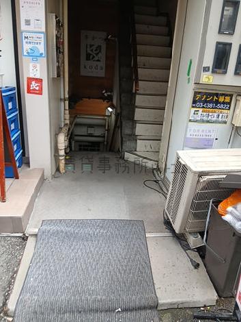 正面玄関