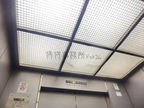 エレベーター