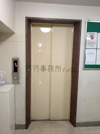 エレベーター