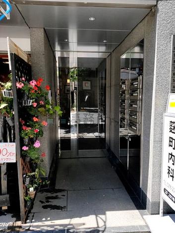 正面玄関