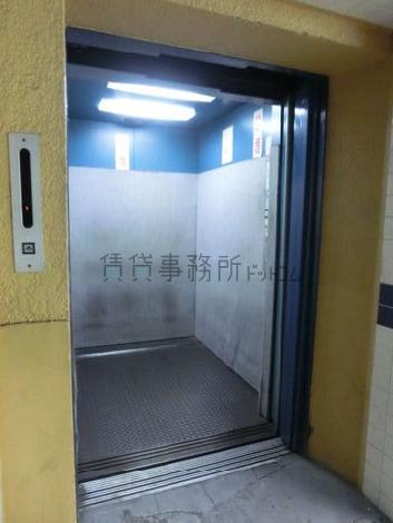 エレベーター