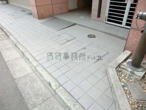 段差のない玄関口です