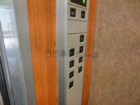 エレベーター操作パネル