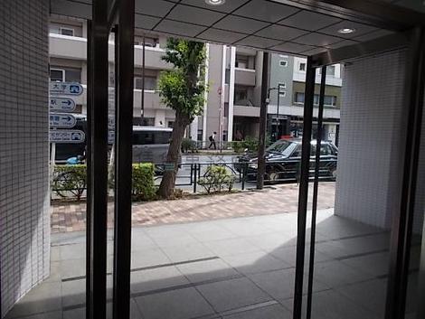 正面玄関
