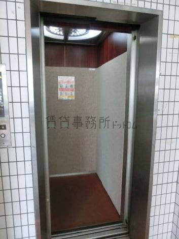 エレベーター