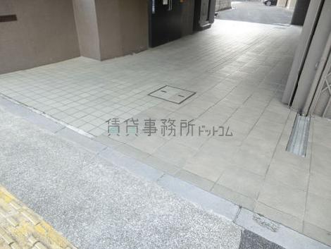 正面玄関