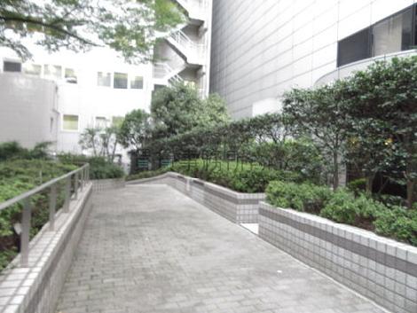 正面玄関
