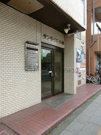 正面玄関