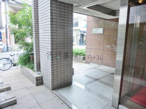 正面玄関