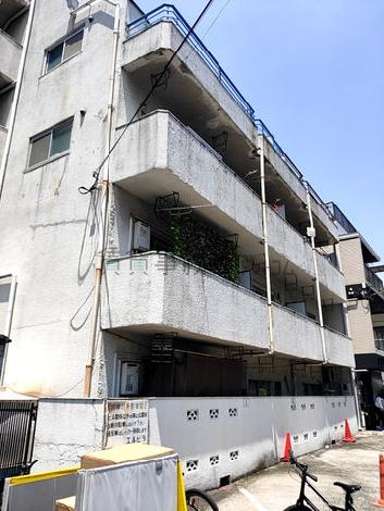 エルビラの外観写真