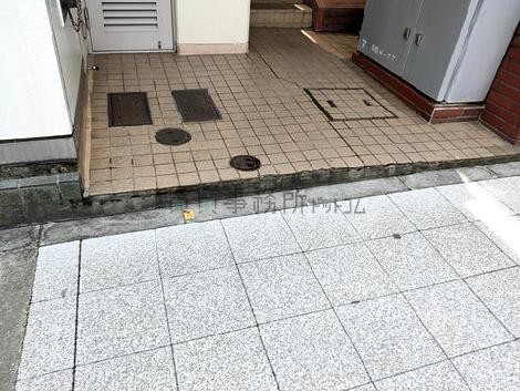 正面玄関