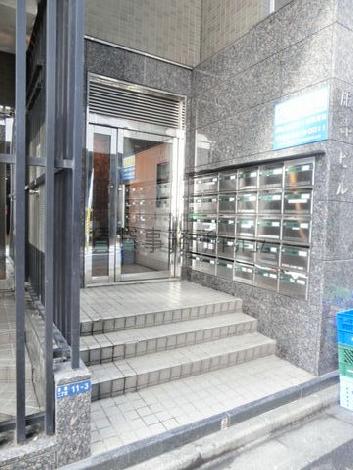 正面玄関