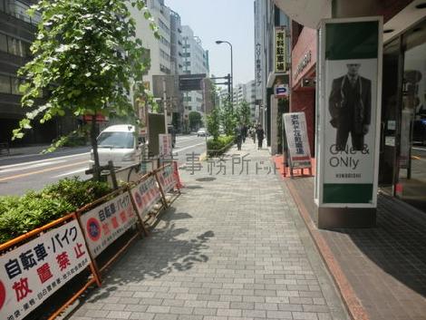 正面玄関前