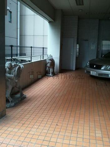 正面玄関