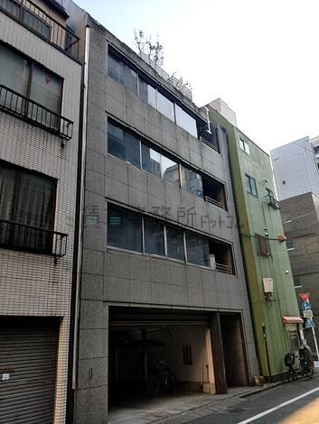 豊受ビルの外観写真