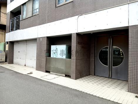正面玄関