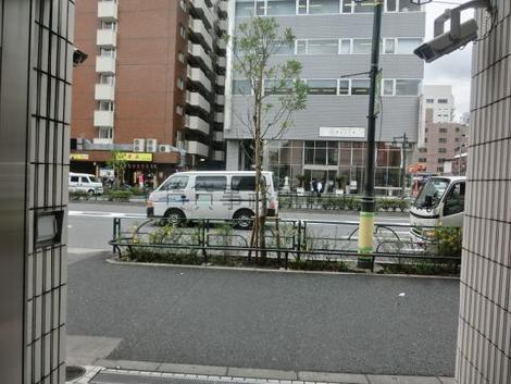 玄関から真正面写真