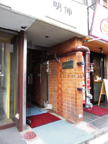 正面玄関