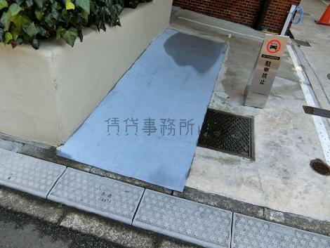 正面玄関