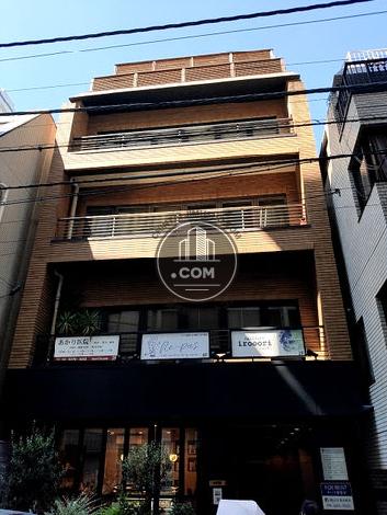 第一萬寿ビルの外観写真