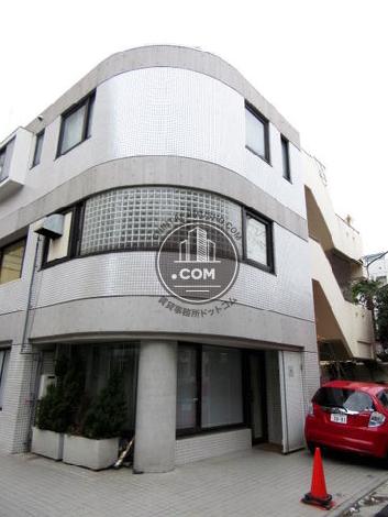 ヤマウチビルの外観写真