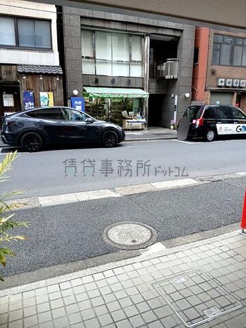 正面玄関