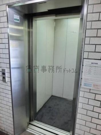 エレベーター