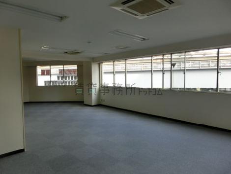 秀和浜松町駅前ビルの室内