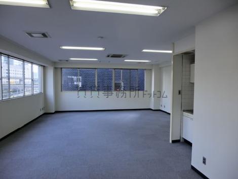 秀和浜松町駅前ビルの室内