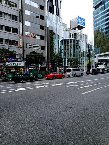 明治通り沿い