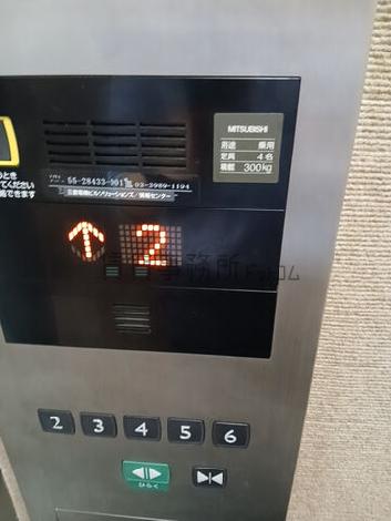 エレベーター