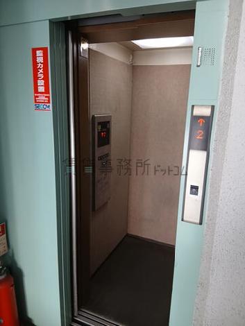 エレベーター