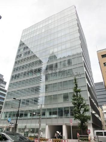 綺麗なガラス張り