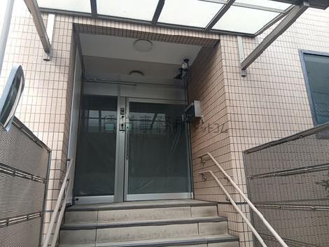 正面玄関