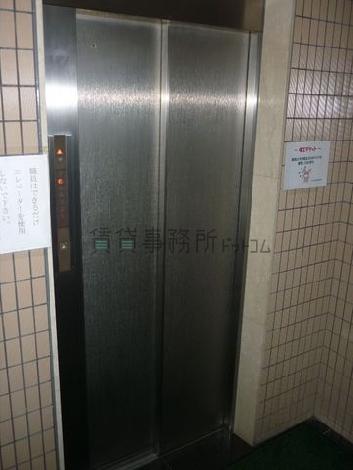 エレベーター