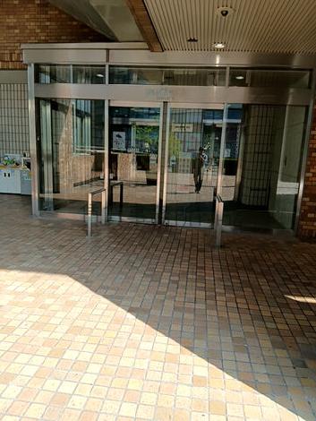 正面玄関