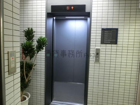 エレベーター