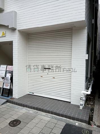 正面玄関