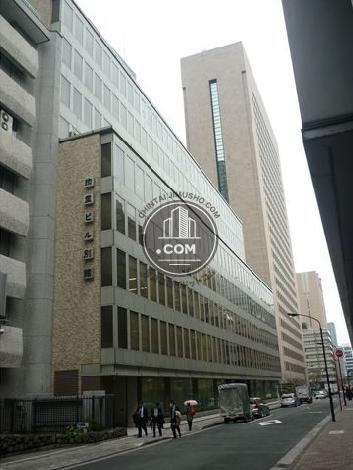 物産ビル別館の外観写真
