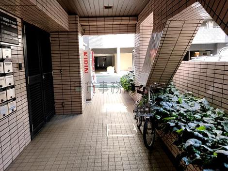 正面玄関